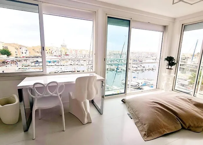 Le Reve De Deborah アグド